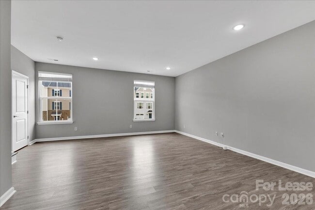 Building Photo - 2611 Grantham Place Dr