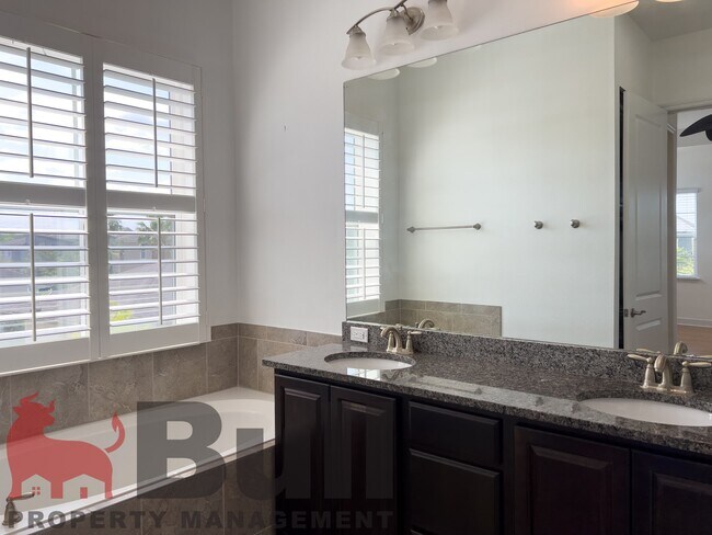 Building Photo - 14014 Dunant Ln