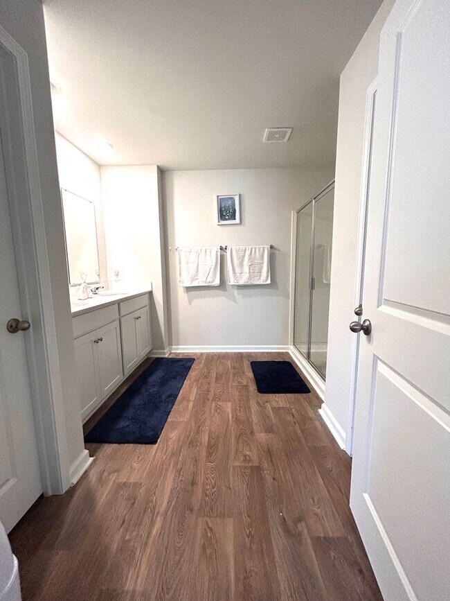 Building Photo - Spacious 5BR/3BA Home in Ladson, SC - Moth...