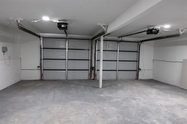 Building Photo - 6070 Wonder Dr