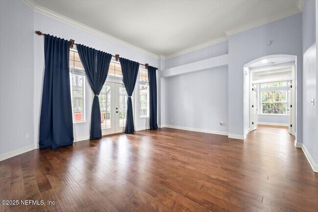 Building Photo - 577 Golden Links Dr