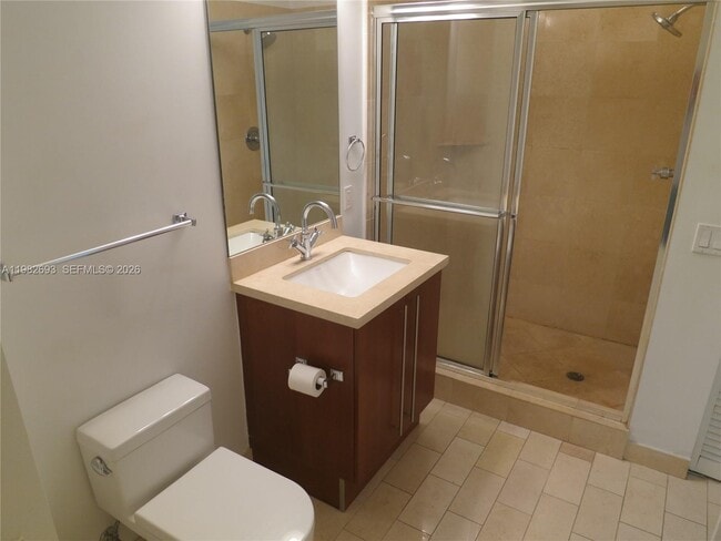 Building Photo - 1111 SW 1st Ave