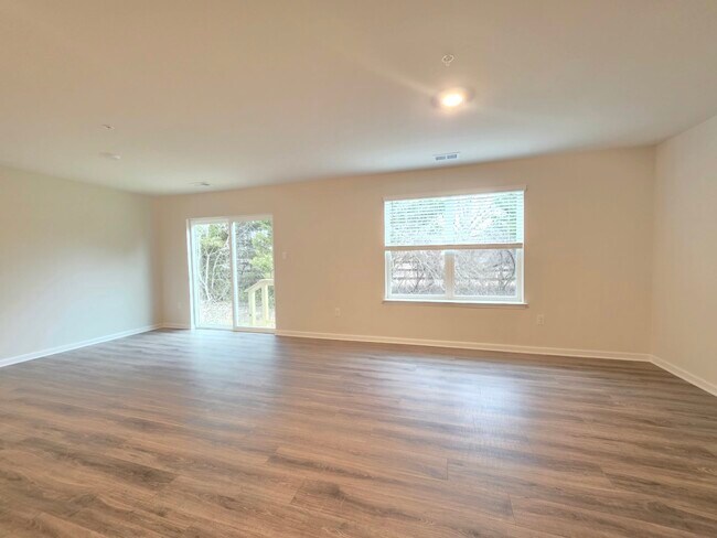 Building Photo - 1105 Albritton Ln