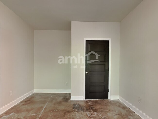 Building Photo - 1857 Bloom Ct