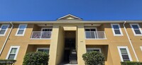 Building Photo - 6915 Ortega Woods Dr