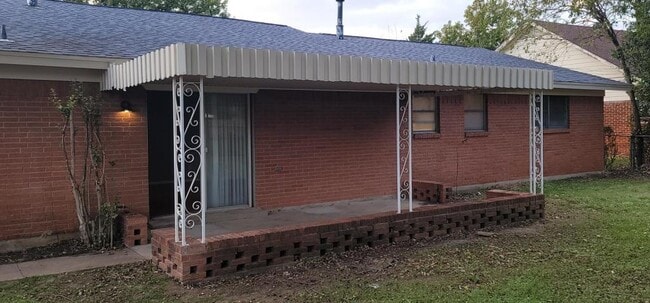Building Photo - 7821 Natalie Dr