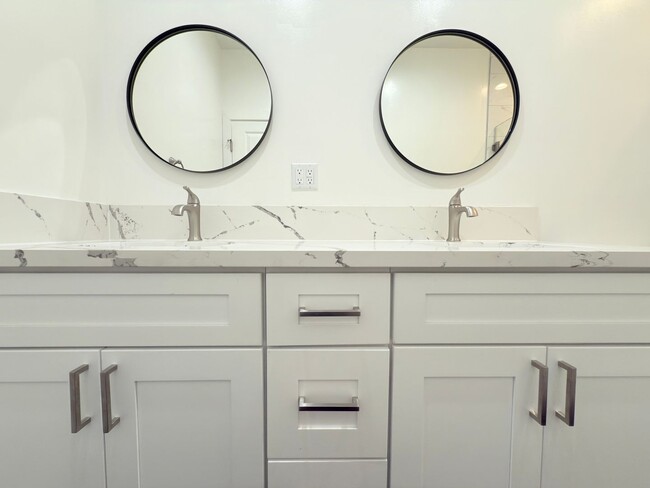 Building Photo - Chic Modern Living in Panorama City – 4 Be...