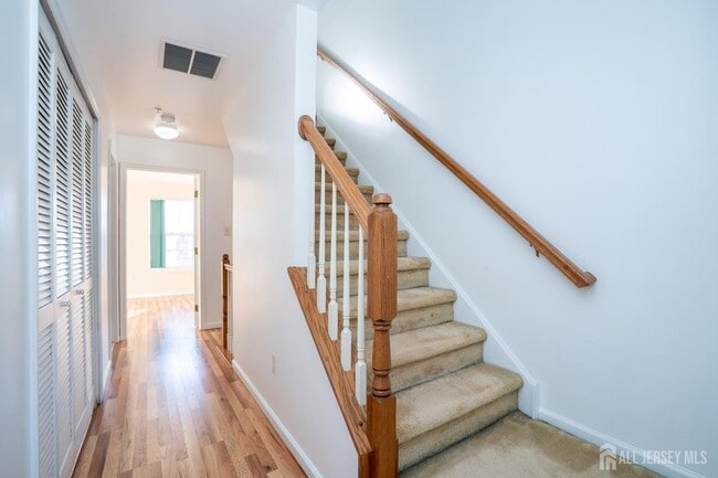 Building Photo - 1603 Blossom Cir