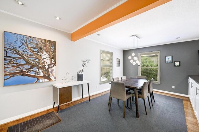 Building Photo - 3408 Bonnie Rd