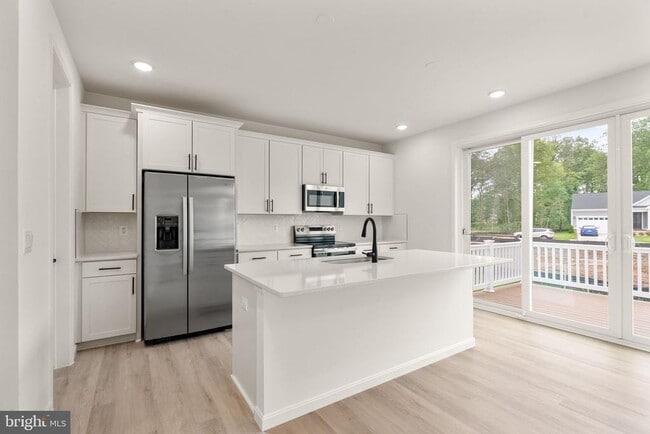 Building Photo - 9166 Arctic Fox Wy