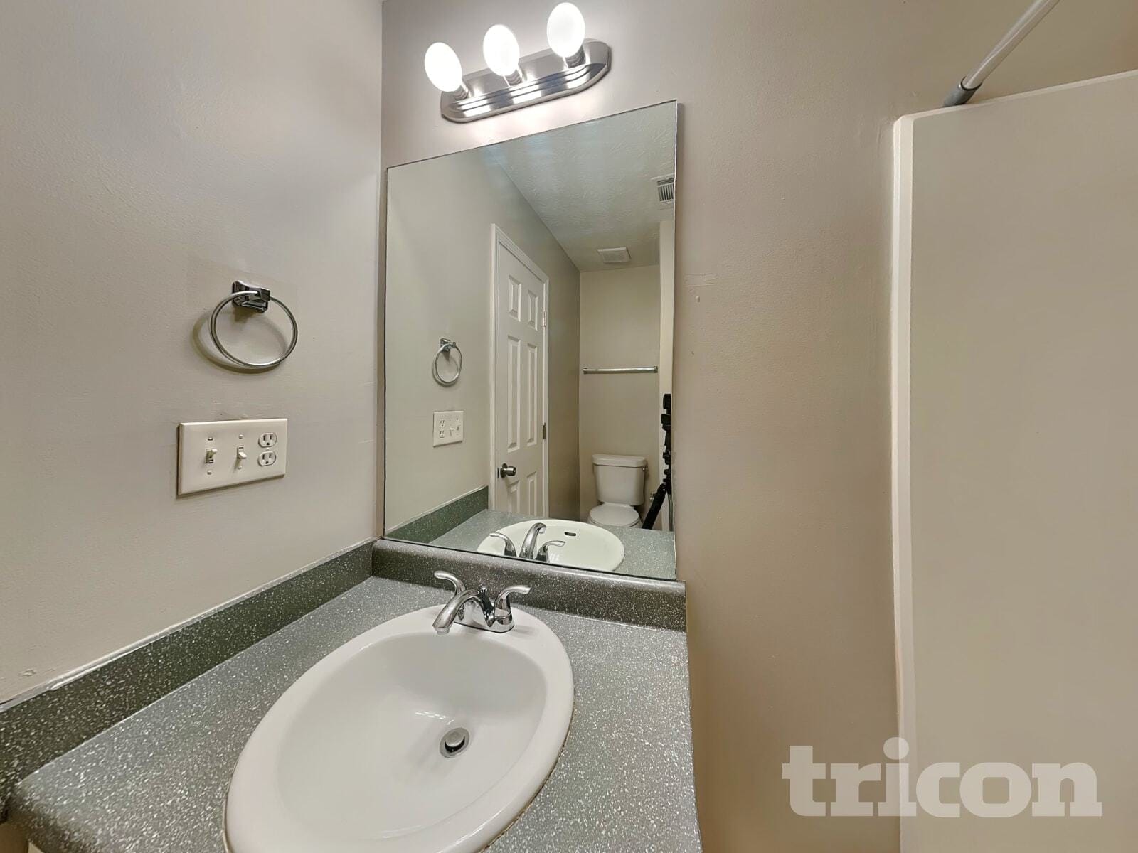 Building Photo - 360 Brannans Ct