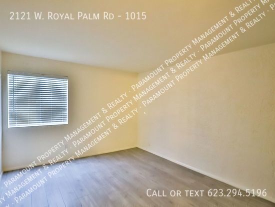 Building Photo - **Move in Special!** Modern 2 Bed/1 Bath r...