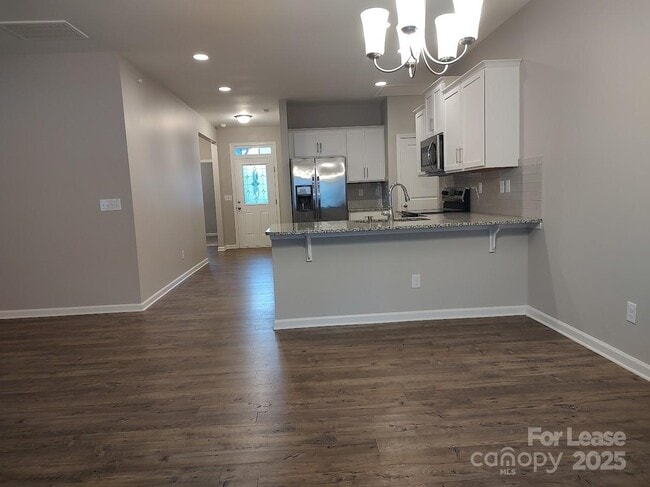 Building Photo - 10500 Bradstreet Commons Way