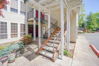 Building Photo - 13210 SE 7th St