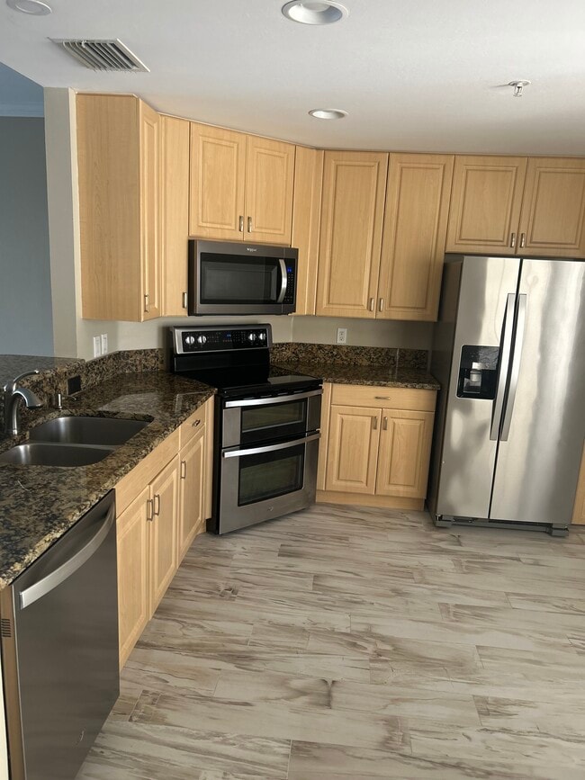 Building Photo - 3015 Horizon Ln