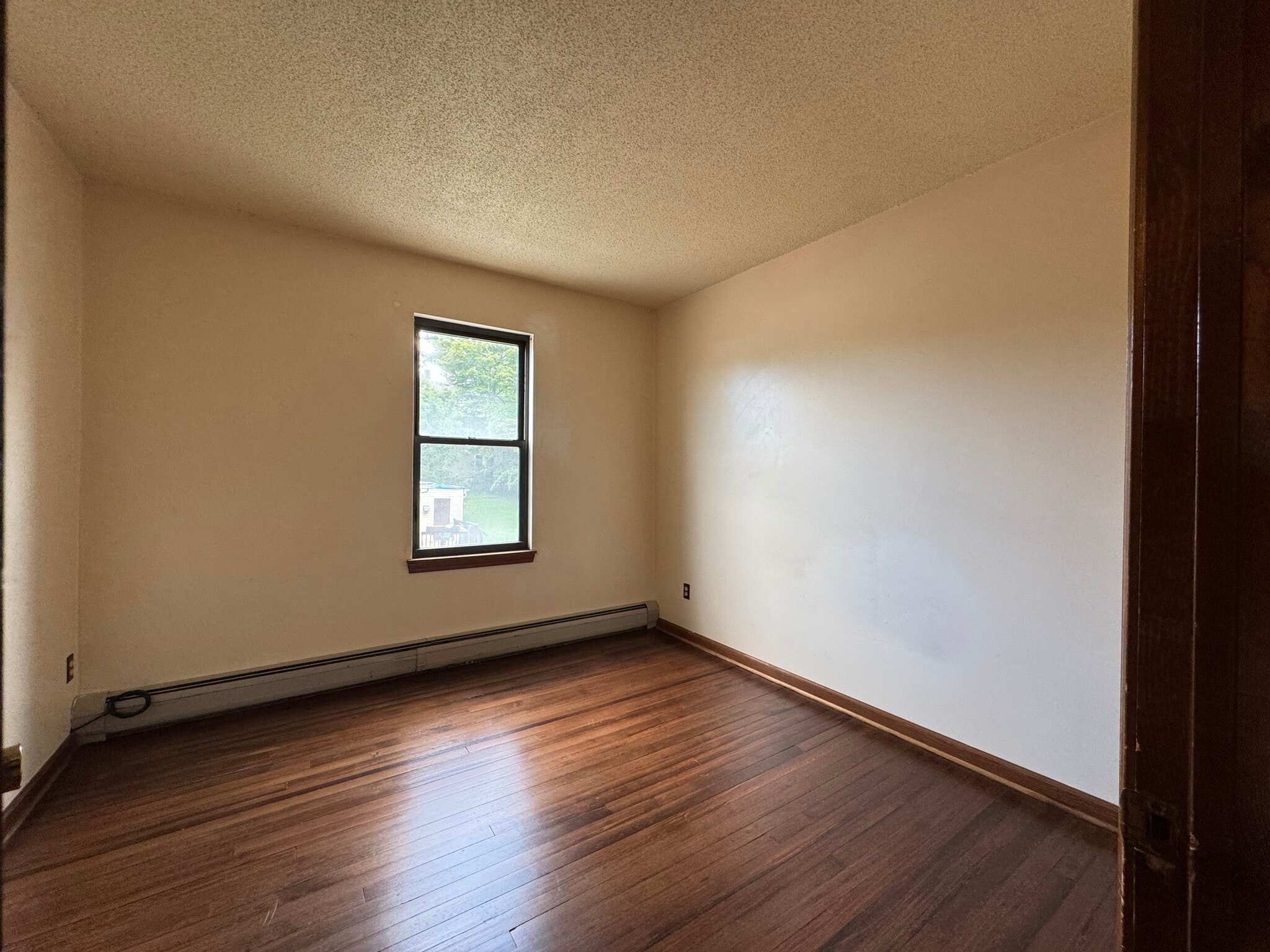 3rd bedroom - 67 E Main St