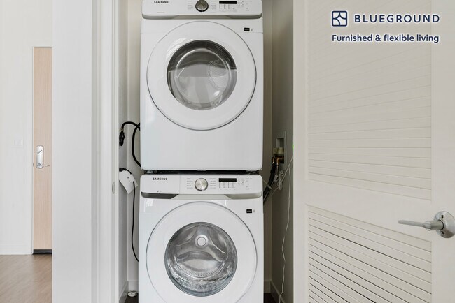 Building Photo - 3301 Innovation Wy