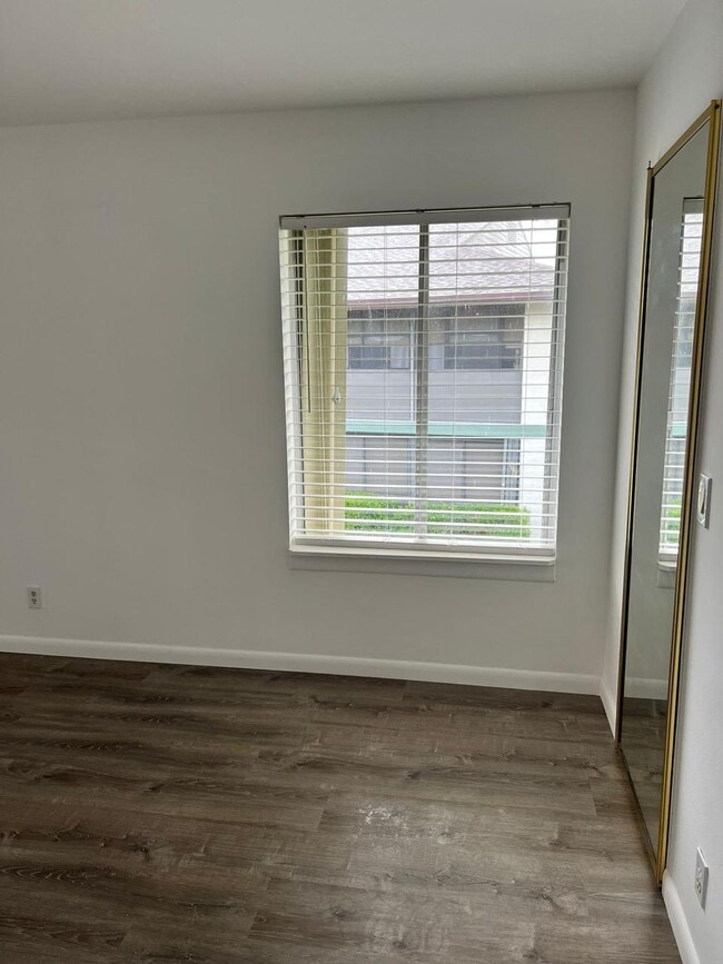 Building Photo - 6342 Chasewood Dr