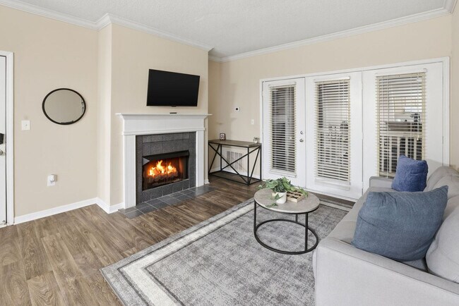 Building Photo - 1701 Wildwood Crossings Dr
