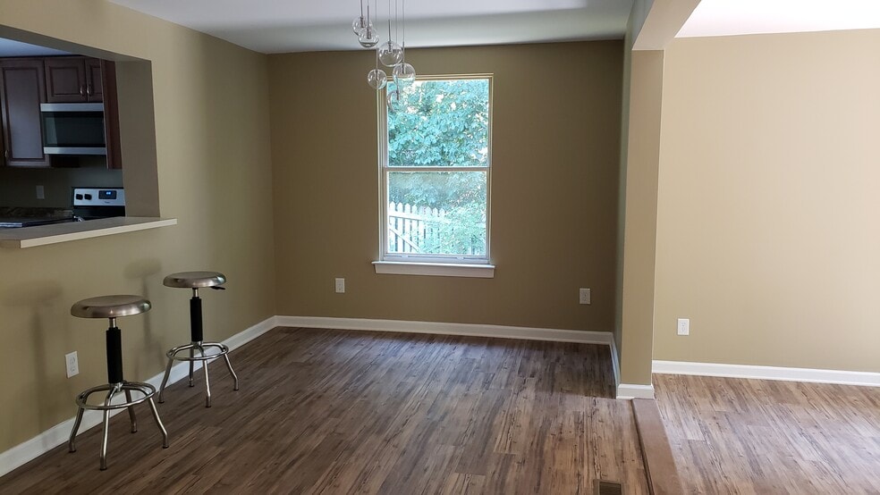 Building Photo - 1701 Kayla Ct