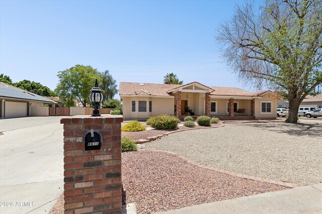 Building Photo - 8611 W Foothill Dr