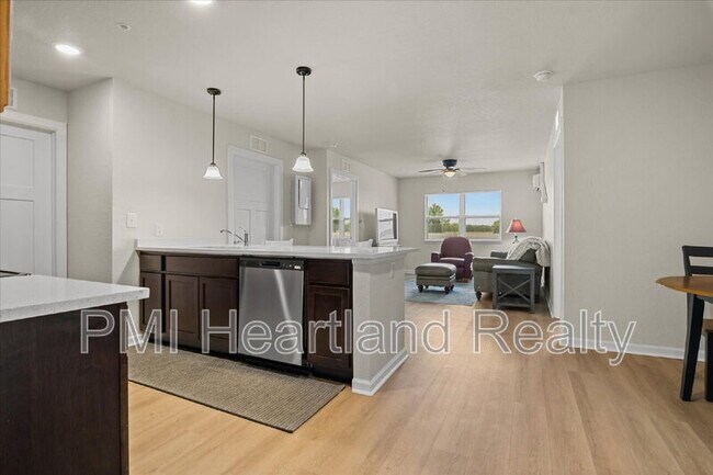 Building Photo - 260 Spanish Moss Cir