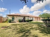 Building Photo - 504 Berkshire Ln