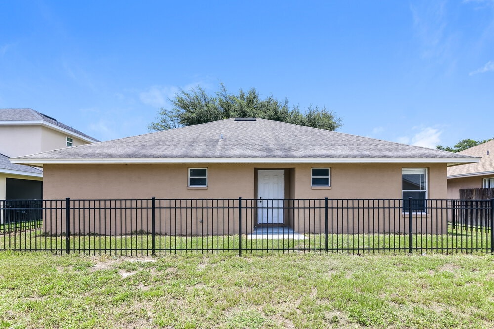 Building Photo - 205 Madalyn Ct