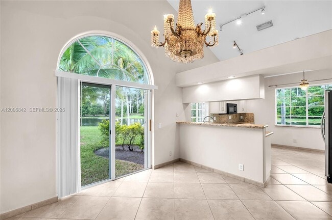 Building Photo - 1215 Balboa Ct