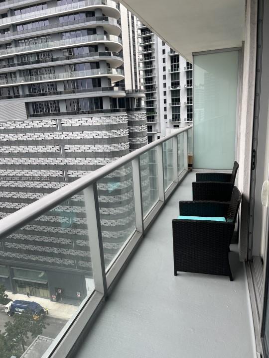 Building Photo - 1100 S Miami Ave