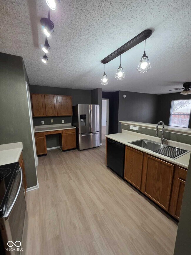 Building Photo - 14283 Refreshing Garden Ln