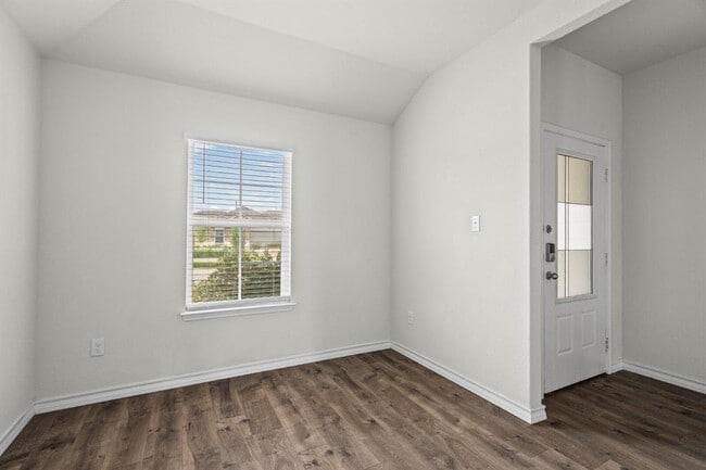 Building Photo - 388 Arbor Hills