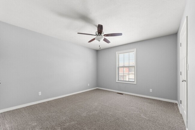 Building Photo - NEW LUXURY 3 BED 2.5 BATH TOWNHOUSE!!!