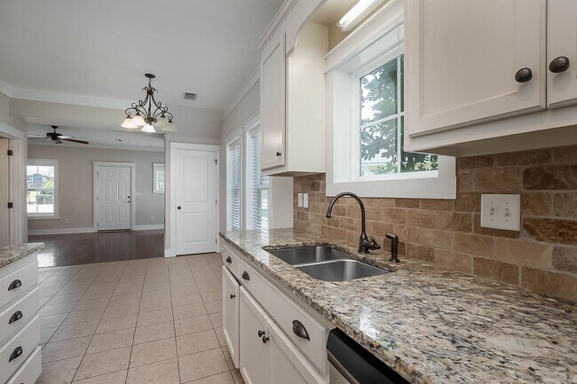 Building Photo - The Grove