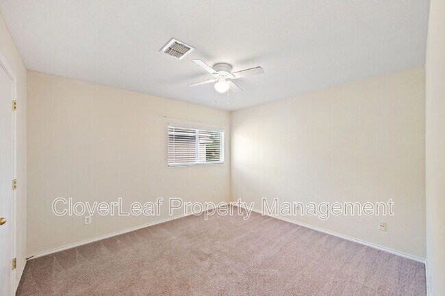 Building Photo - 5826 Bronco Way