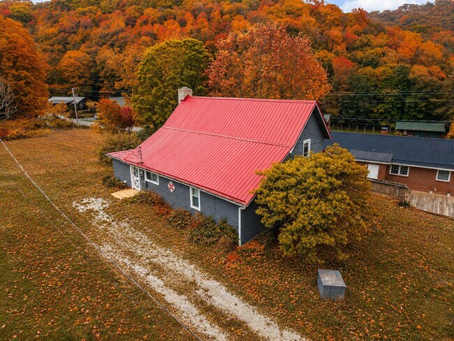 Building Photo - 40 Painter Rd