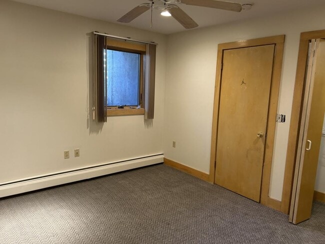 Building Photo - 715 Hampton St