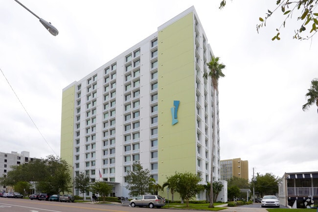 Building Photo - 540 Town Center