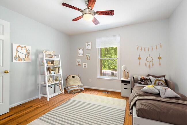 Building Photo - 1502 Hollywood St