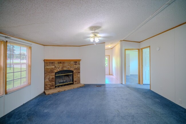 Building Photo - 2174 Clover Hill Rd