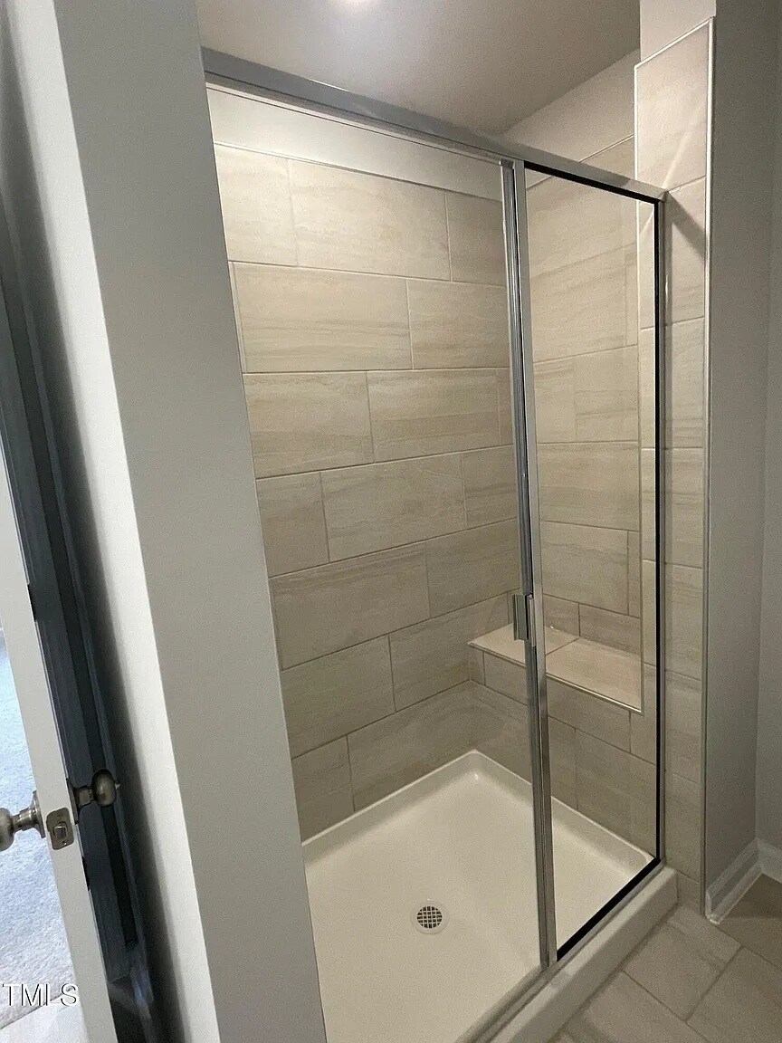 Building Photo - Room in Townhome on Hemlock Cone Wy