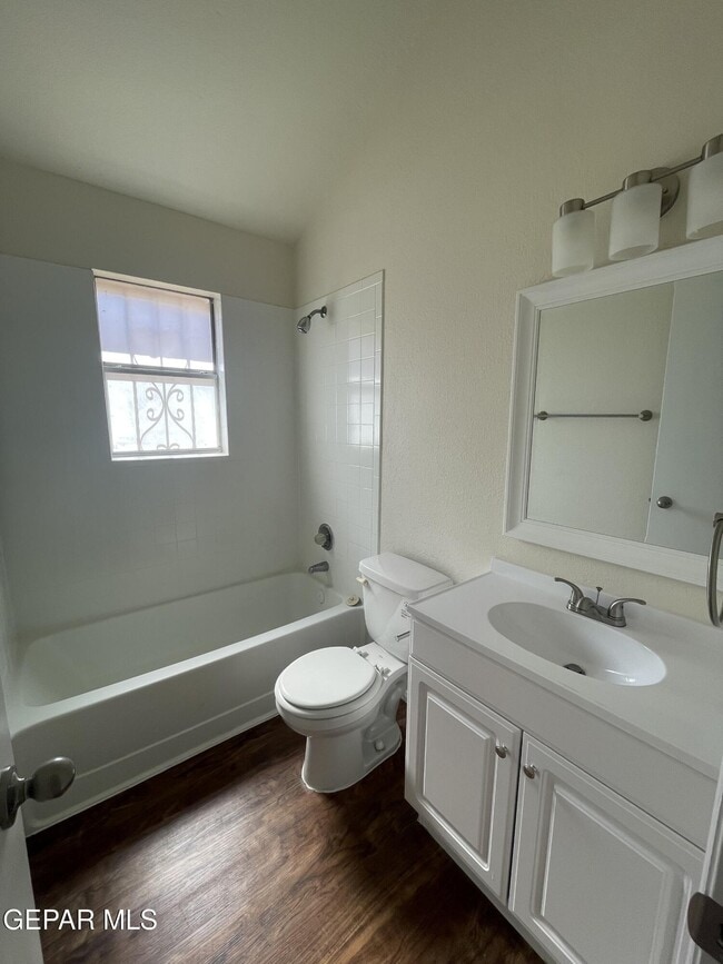 Building Photo - 12040 Sal Rasura Ct