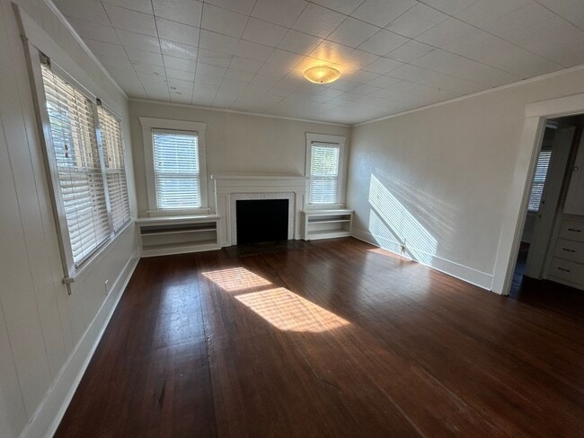 Building Photo - 1603 NW 2nd St