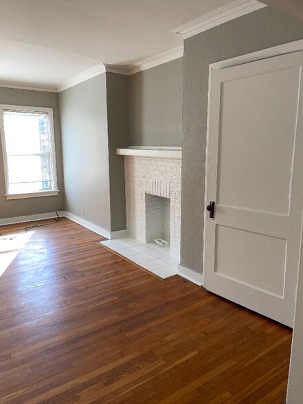 Building Photo - 5535 Kamin St