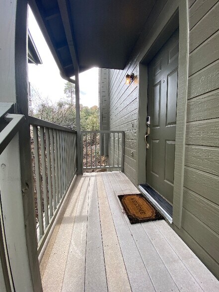 Building Photo - 1135 Boulder Park Ave