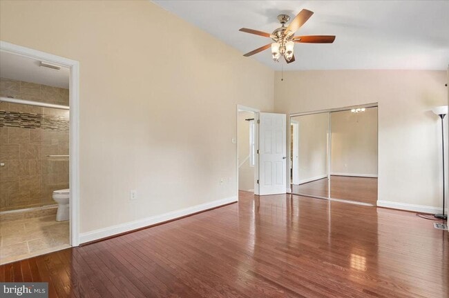 Building Photo - 17 Ruddington Ct