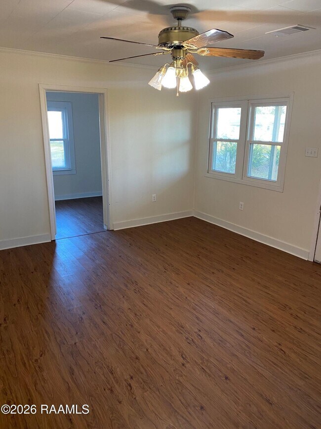 Building Photo - 1011 Latiolais Rd