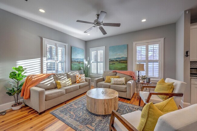 Primary Photo - 1175 Leesville St