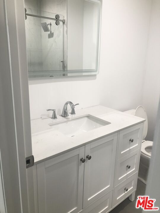 Building Photo - 8635 Cashio St