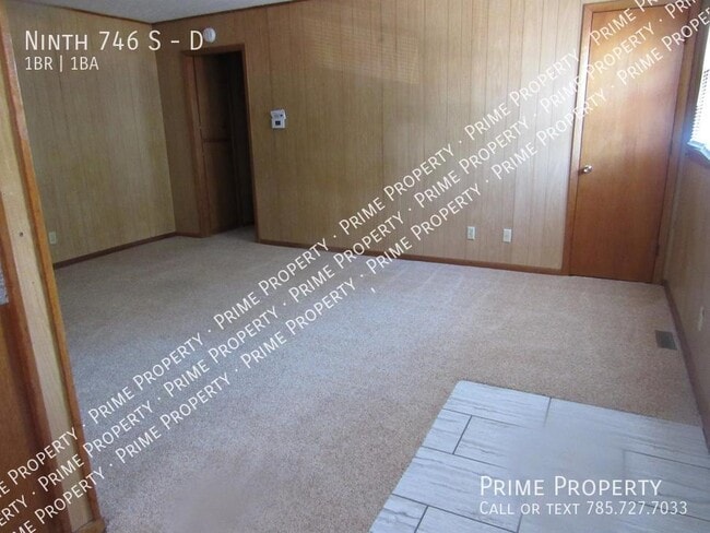 Building Photo - Ninth 746 S-D